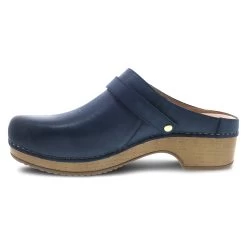 Dansko Berry Navy Burnished Full Grain 10 Dansko Berry Navy Burnished Full Grain -Dansko 9421541600 SDL