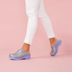 Dansko Sonja Sky Translucent -Dansko Sonja Translucent Sky2 PDP 2400x2400 0b52ef2c 338c 488f 8bdd ad9deebac828